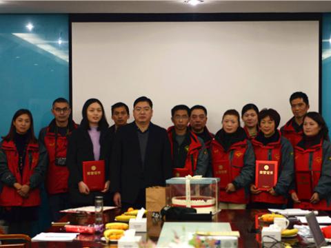 2016年度“威愛夕陽紅”項(xiàng)目懇談會暨2017年度啟動儀式在威騰舉行