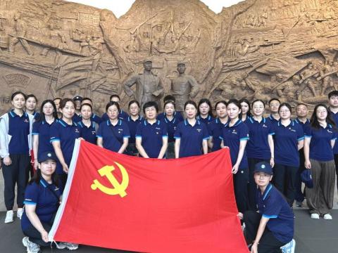 集團(tuán)黨委開展“重溫黨史·憶初心再出發(fā)”主題黨日活動
