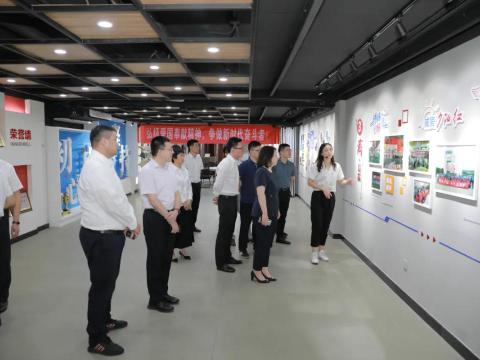團省委副書記張迎春來威騰集團調(diào)研共青團工作